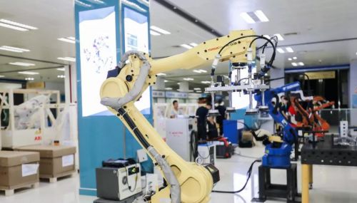 賽格機(jī)器人智能科創(chuàng)城落戶花橋，打造機(jī)器人服務(wù)生態(tài)與創(chuàng)新示范區(qū)